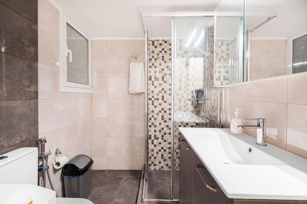 Comfy Flat Near Edem Beach By Atheniankeys Atenas Exterior foto