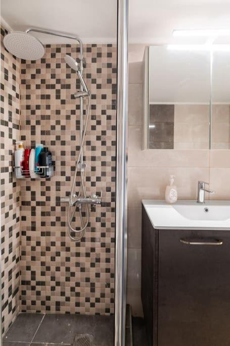 Comfy Flat Near Edem Beach By Atheniankeys Atenas Exterior foto